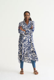 Navy Print Misty Shirt Dress – Famous Easy-Wearing Style with Pockets