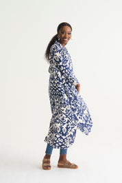 Navy Print Misty Shirt Dress – Famous Easy-Wearing Style with Pockets