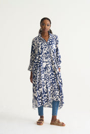 Navy Print Misty Shirt Dress – Famous Easy-Wearing Style with Pockets