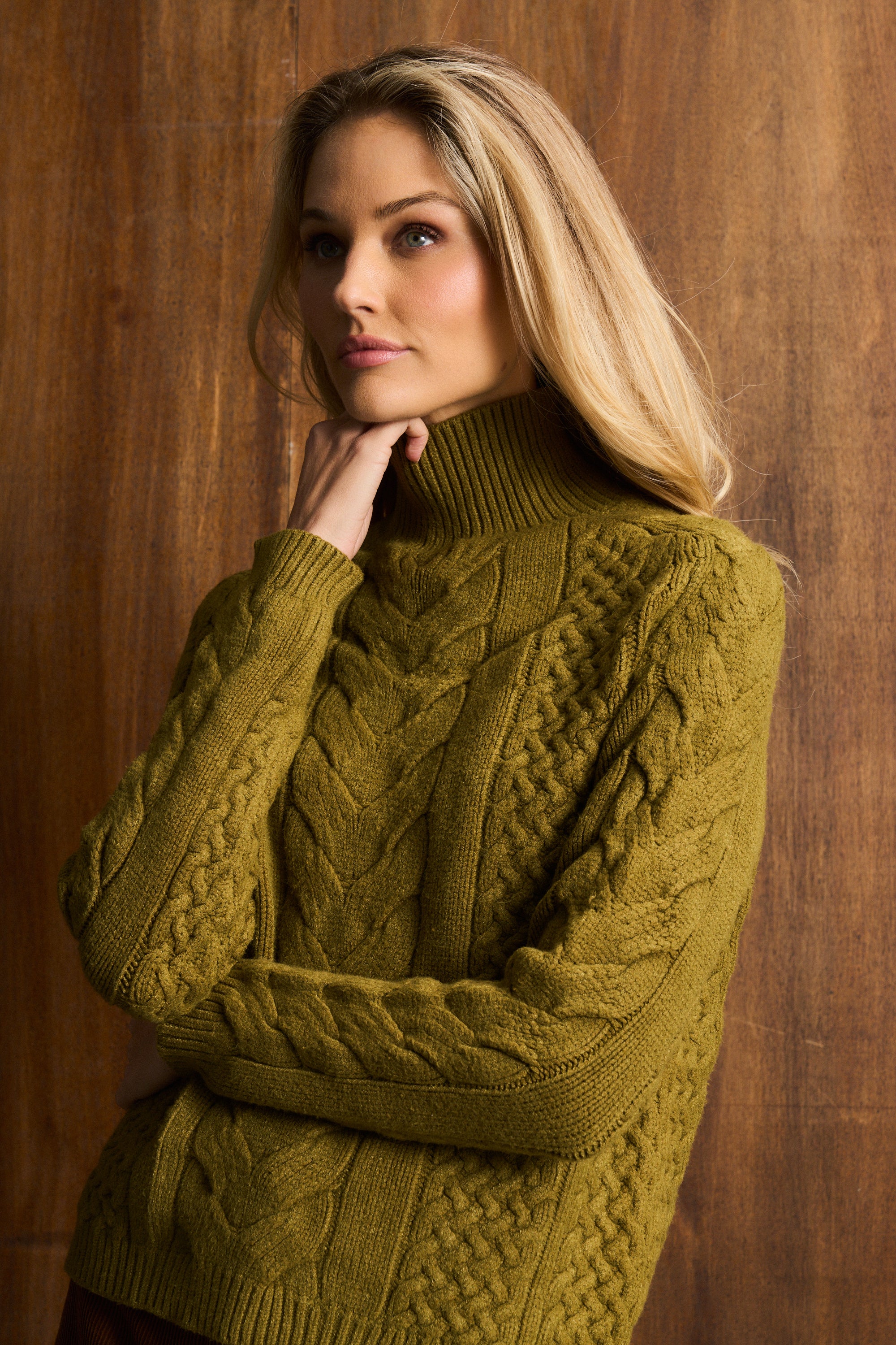 Moss Cosy Supersoft Viscose Cable Knit – KOKONOVA