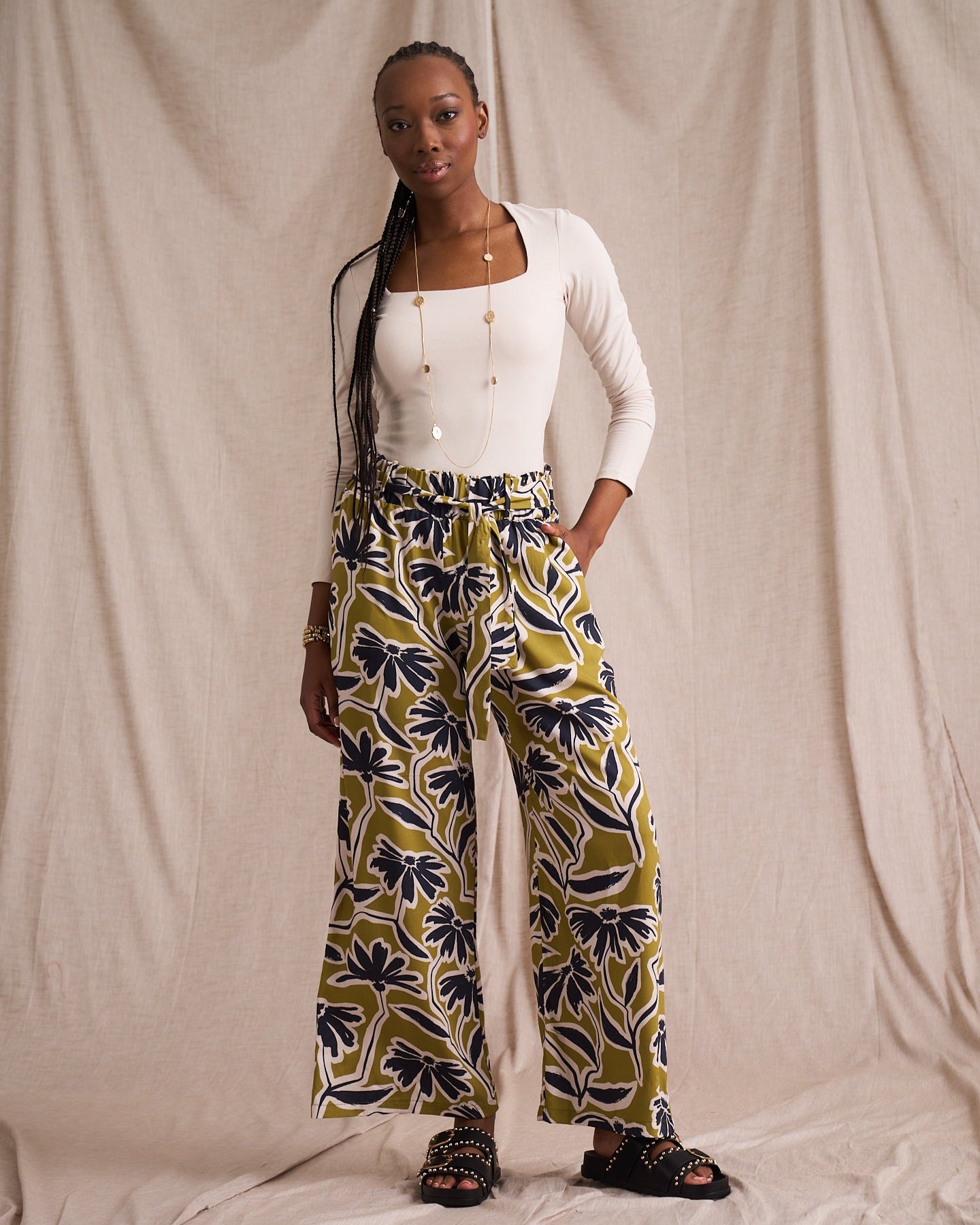 Paperbag Detail Pants Chatruese Print