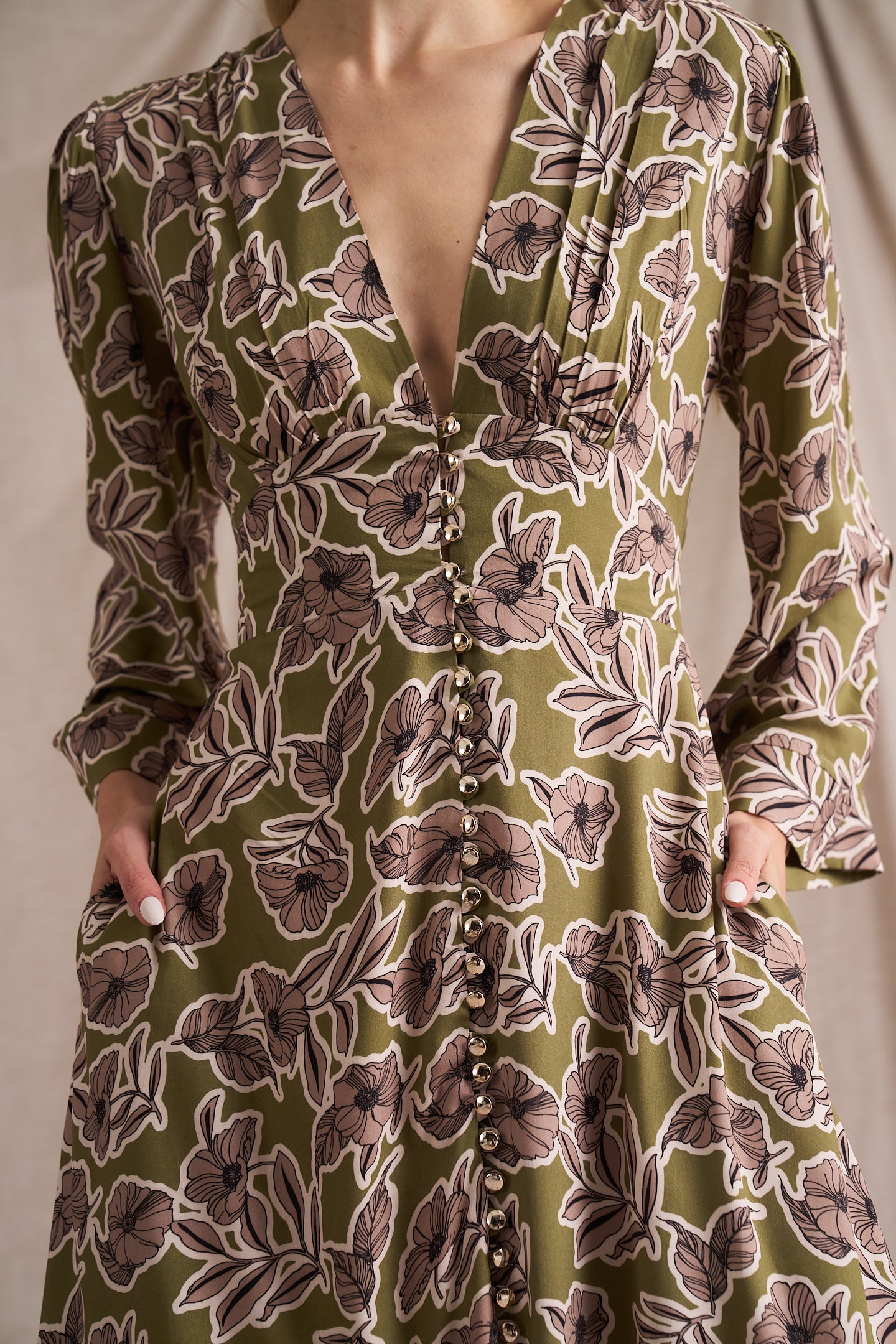 Victoria Dress Fine Line Print