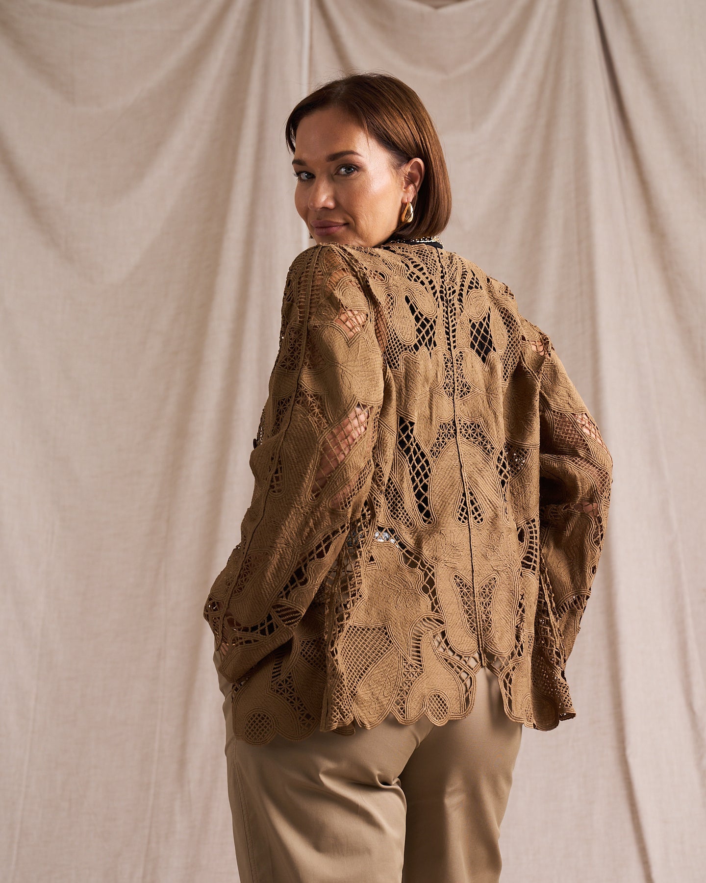 Applique Crochet Jacket  (CURVE)