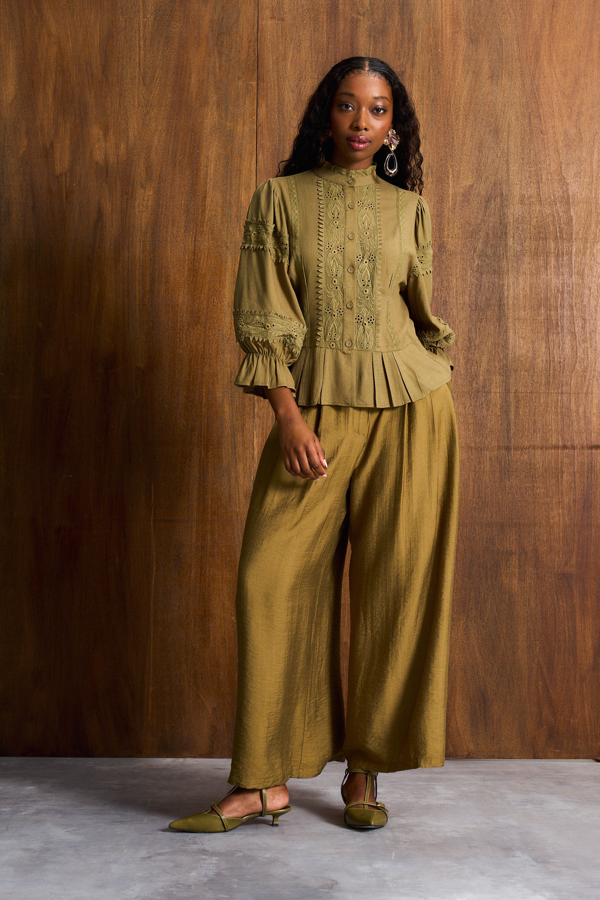 Linen Trim Blouse In Khaki